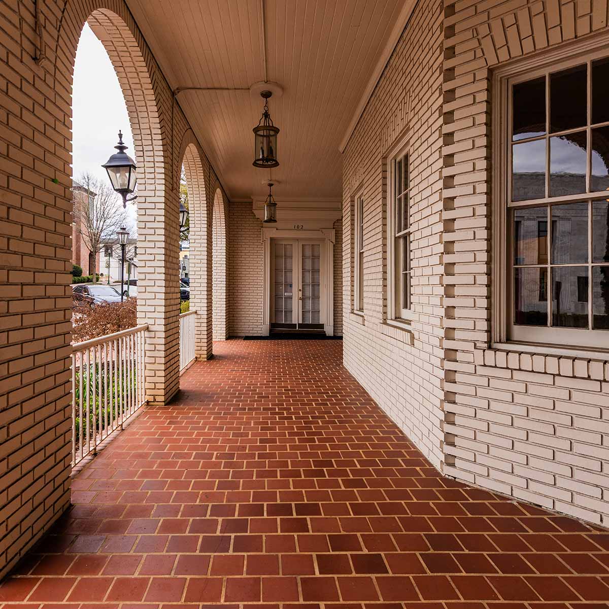 colonial-building-brickwork-downtown-lagrange-visit-lagrange-georgia