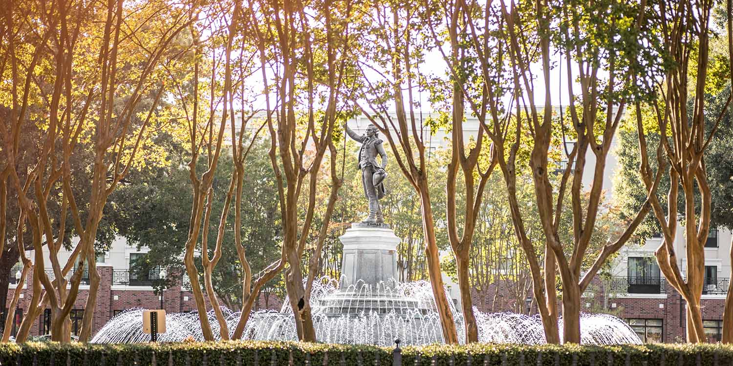 fall-lafayette-square-featured-day-1500x750-visit-lagrange