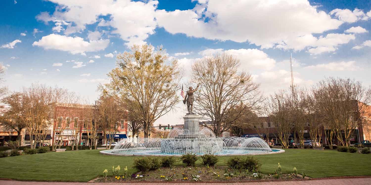 lafayette-square-1500x750-visit-lagrange